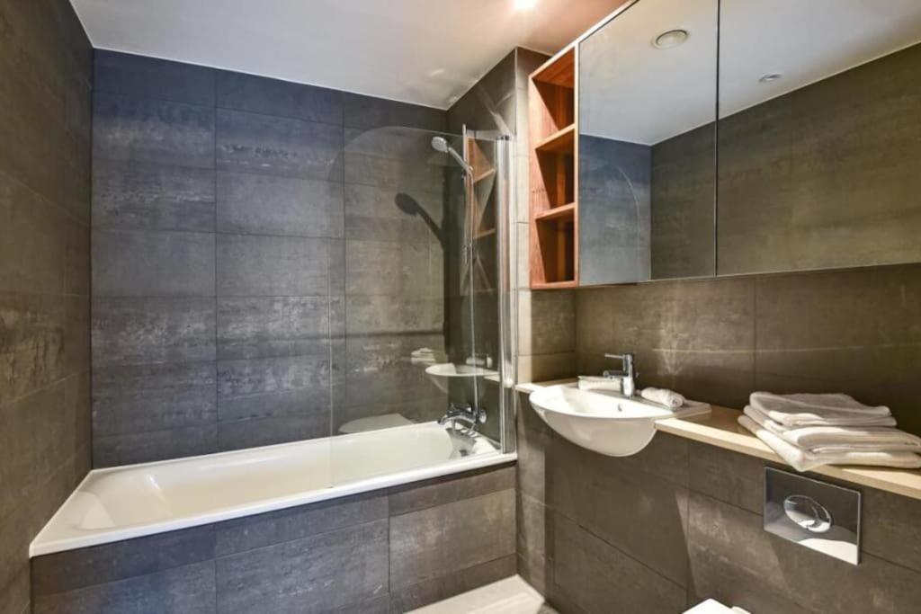 Luxury 2 Bedroom 2 Bathroom Apartment -Borough Market/ London Bridge Exteriör bild